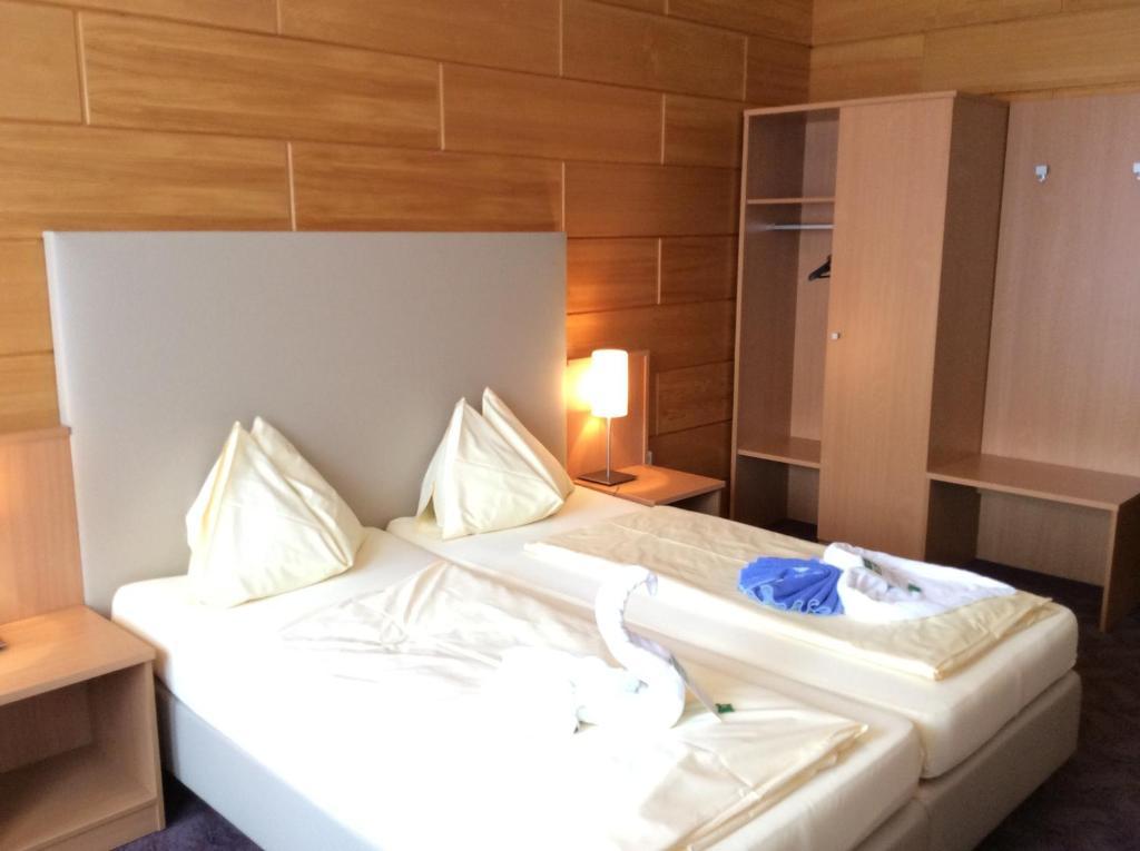 Stadthotel Schwerterbraeu Юденбурґ Номер фото