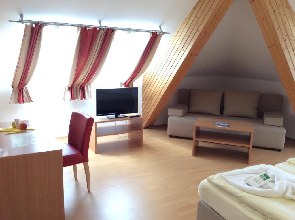 Stadthotel Schwerterbraeu Юденбурґ Номер фото